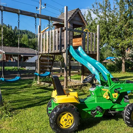 Obermuehlhof Apartmán *