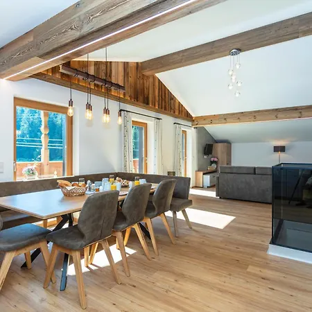 Obermuehlhof Apartmán *